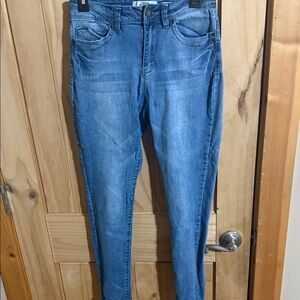 Wanna betta butt Mid Rise Classic Blue  Womens/Junior Jeans